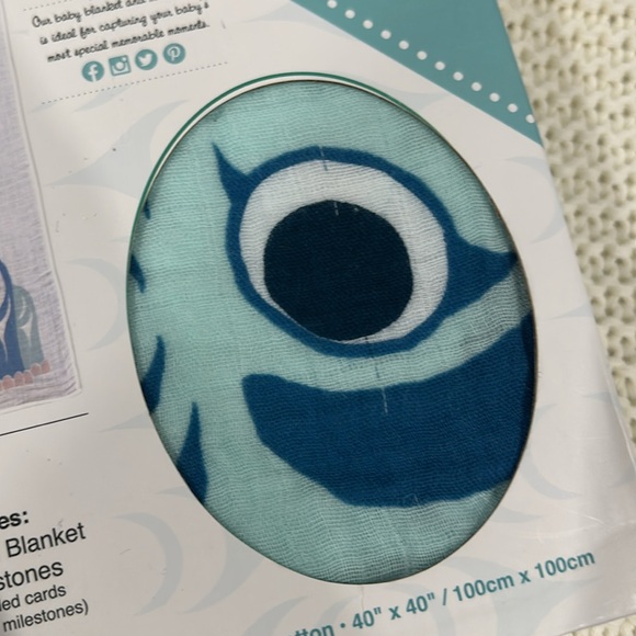 Baby Milestone Blanket and Props, Indigenous Art - Picture 3 of 4